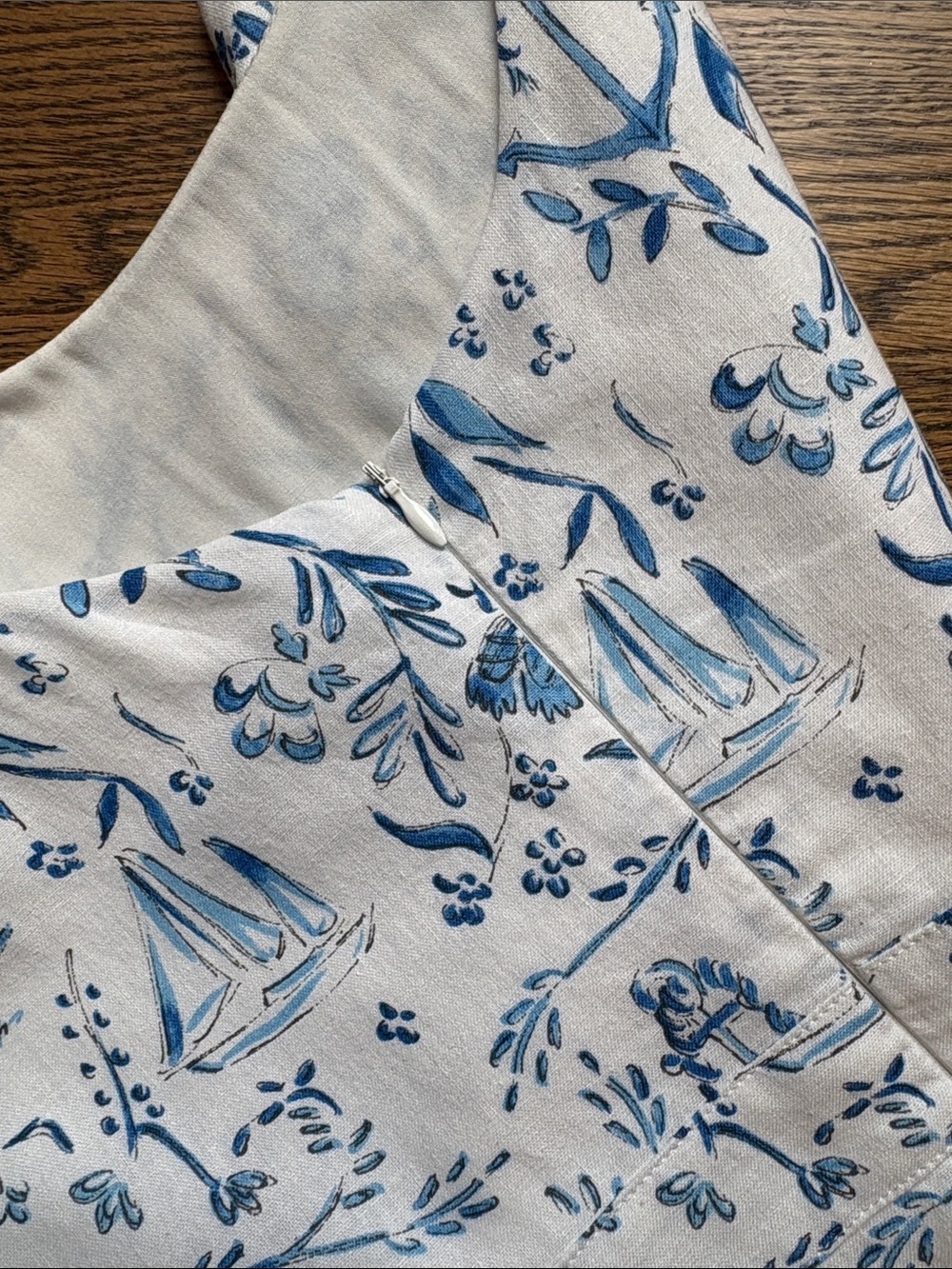 Kiel James Patrick Linen & Cotton Blue and White Nautical Chinoiserie Dress, 0 - Picture 4 of 9